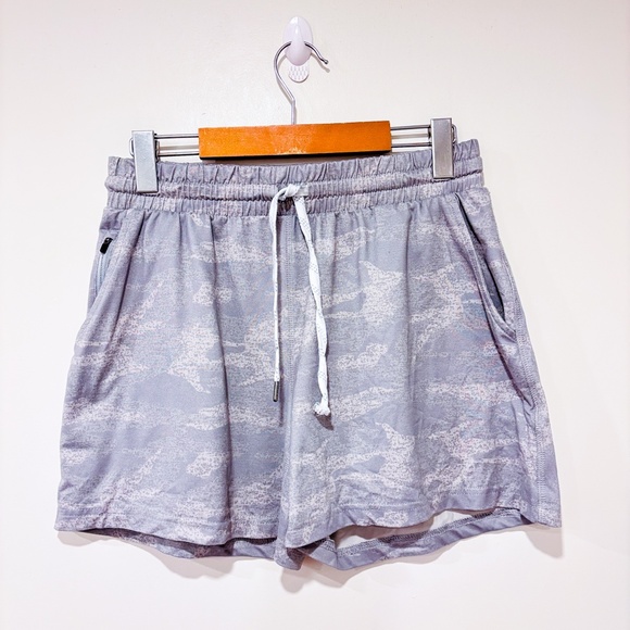 PACIFIC TRAIL Grey sports shorts - Picture 1 of 7